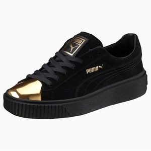 Puma Suede Platform Gold Sneaker